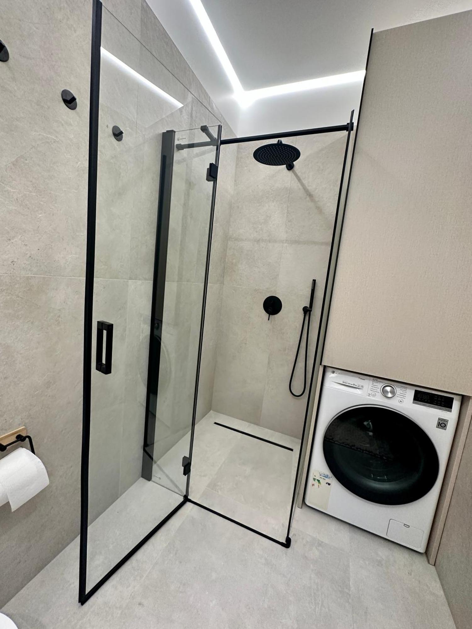 Other Apartments Ivano-Frankivsk Ngoại thất bức ảnh