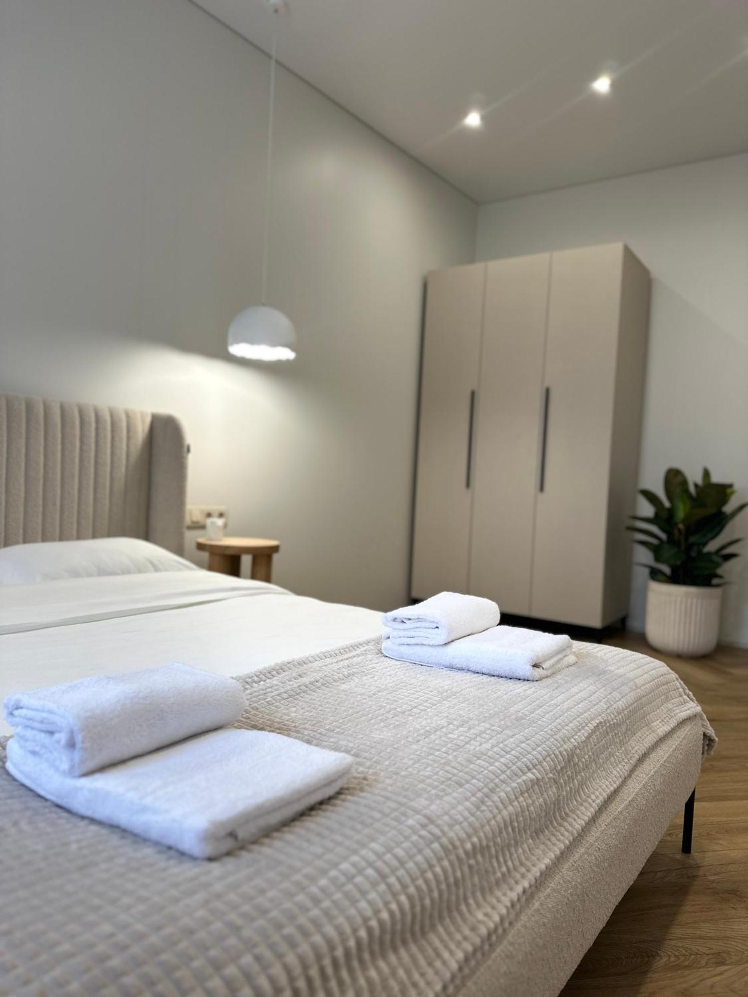 Other Apartments Ivano-Frankivsk Ngoại thất bức ảnh